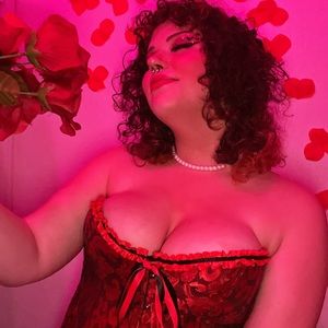 Meet your Posher, Ella